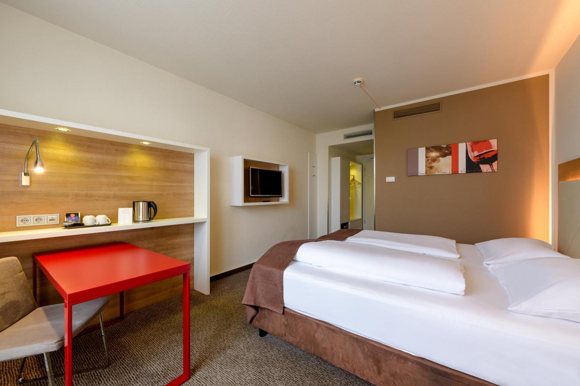 Mercure Airport Messe Hotel 4*