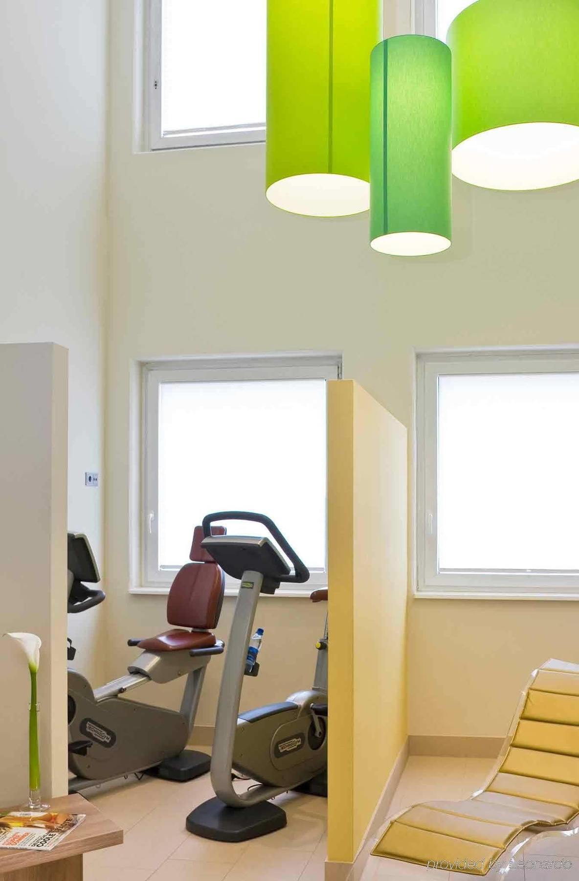 Mercure Airport Messe Hotel 4*