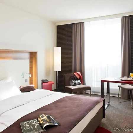Mercure Hotel Stuttgart Airport Messe Exterior foto