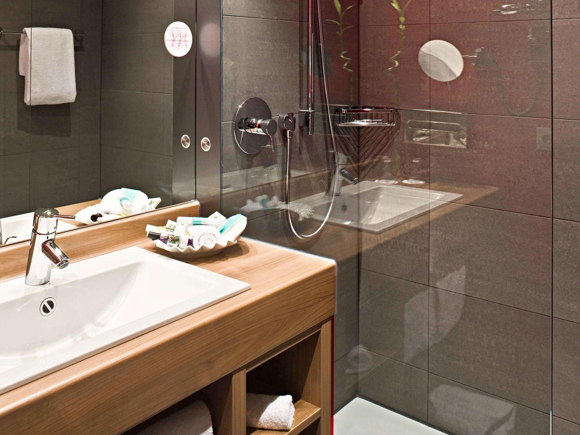 Mercure Airport Messe 4*